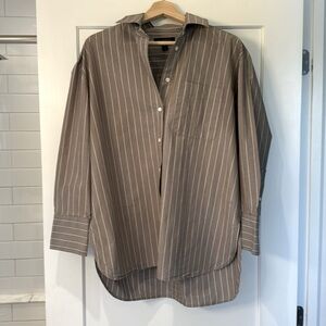 Banana Republic dress shirt Medium petit